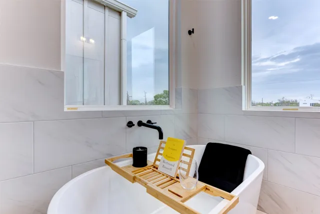 $399,990 | 1304 Evelyn Street, Houston, TX 77009