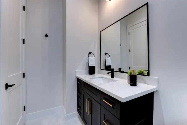 $399,990 | 1304 Evelyn Street, Houston, TX 77009