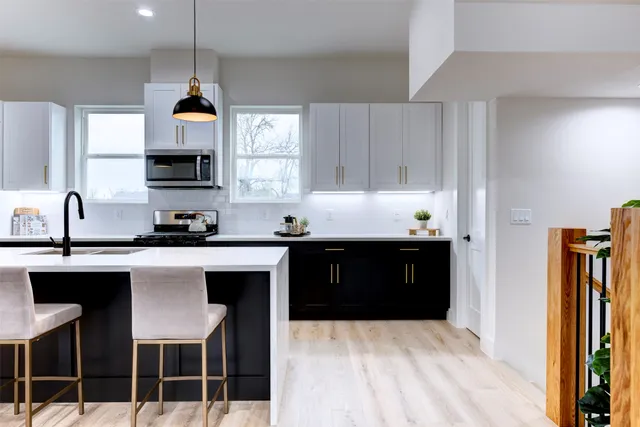 $399,990 | 1304 Evelyn Street, Houston, TX 77009