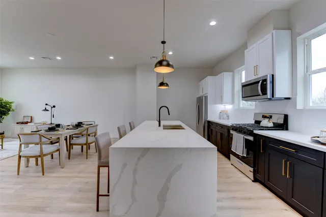 $399,990 | 1304 Evelyn Street, Houston, TX 77009