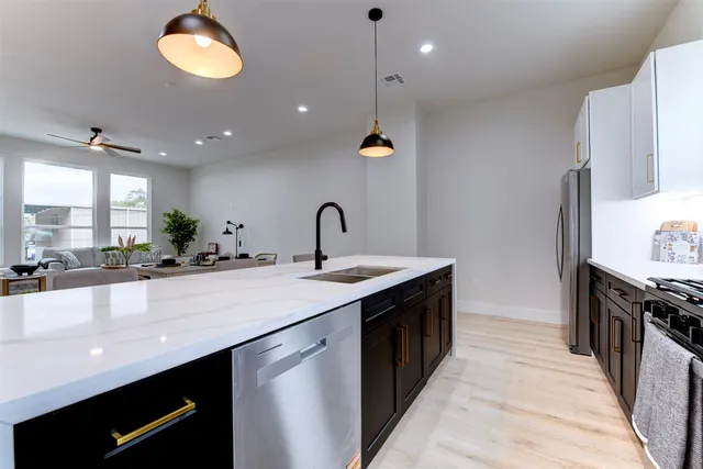 $399,990 | 1304 Evelyn Street, Houston, TX 77009