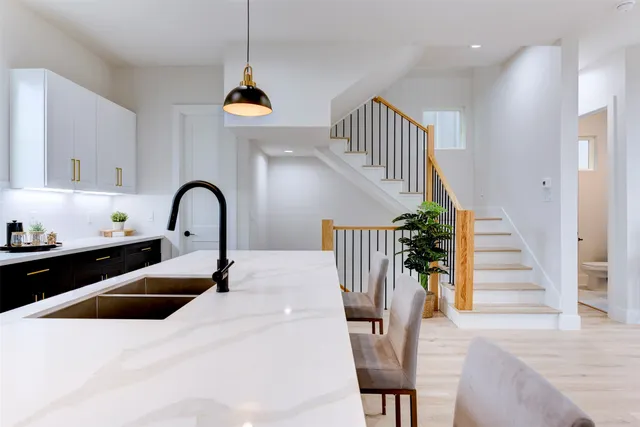 $399,990 | 1304 Evelyn Street, Houston, TX 77009