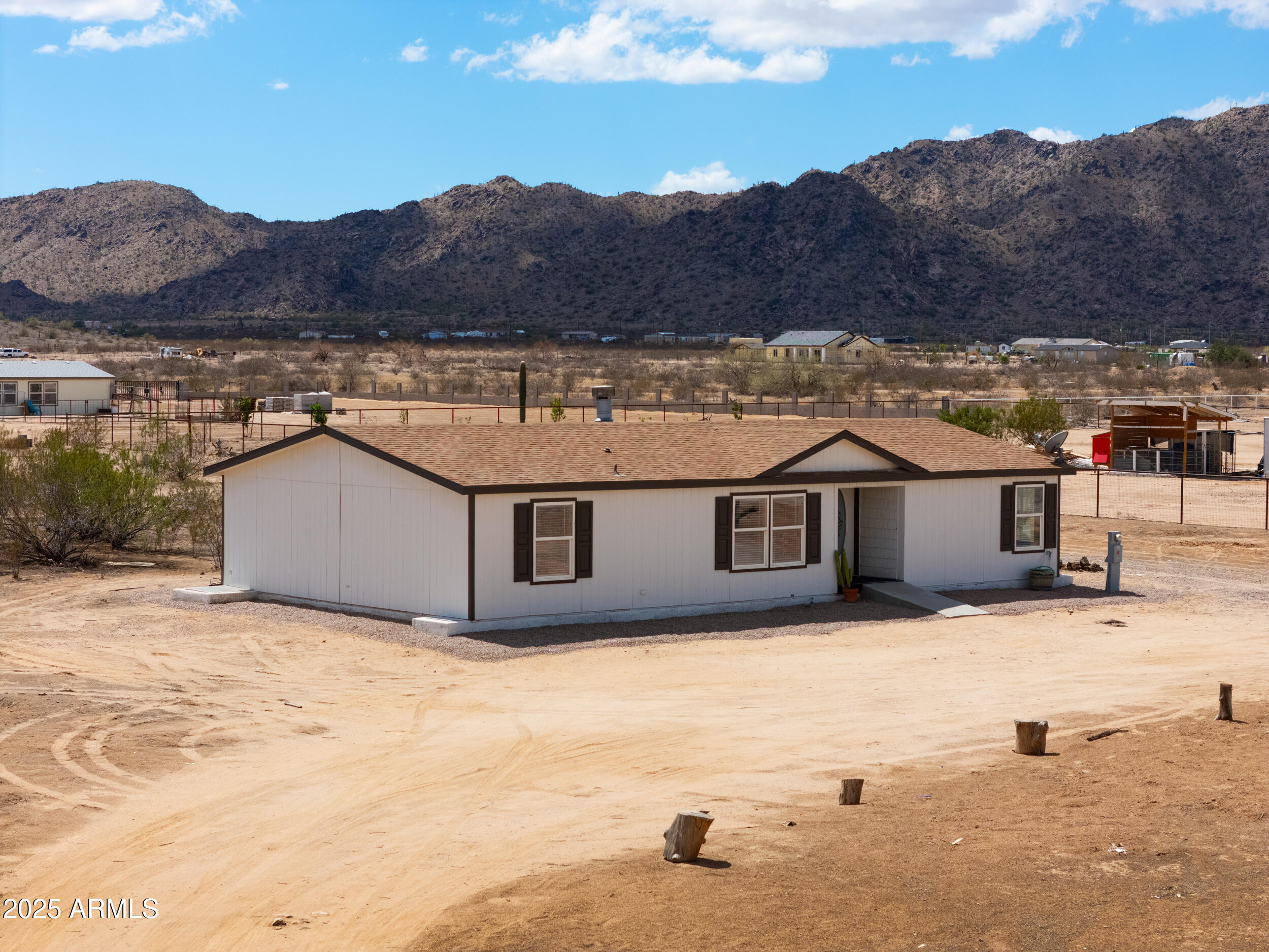 54357 West Bowlin Road Maricopa, AZ 85139 - Photo 1 of 46 37