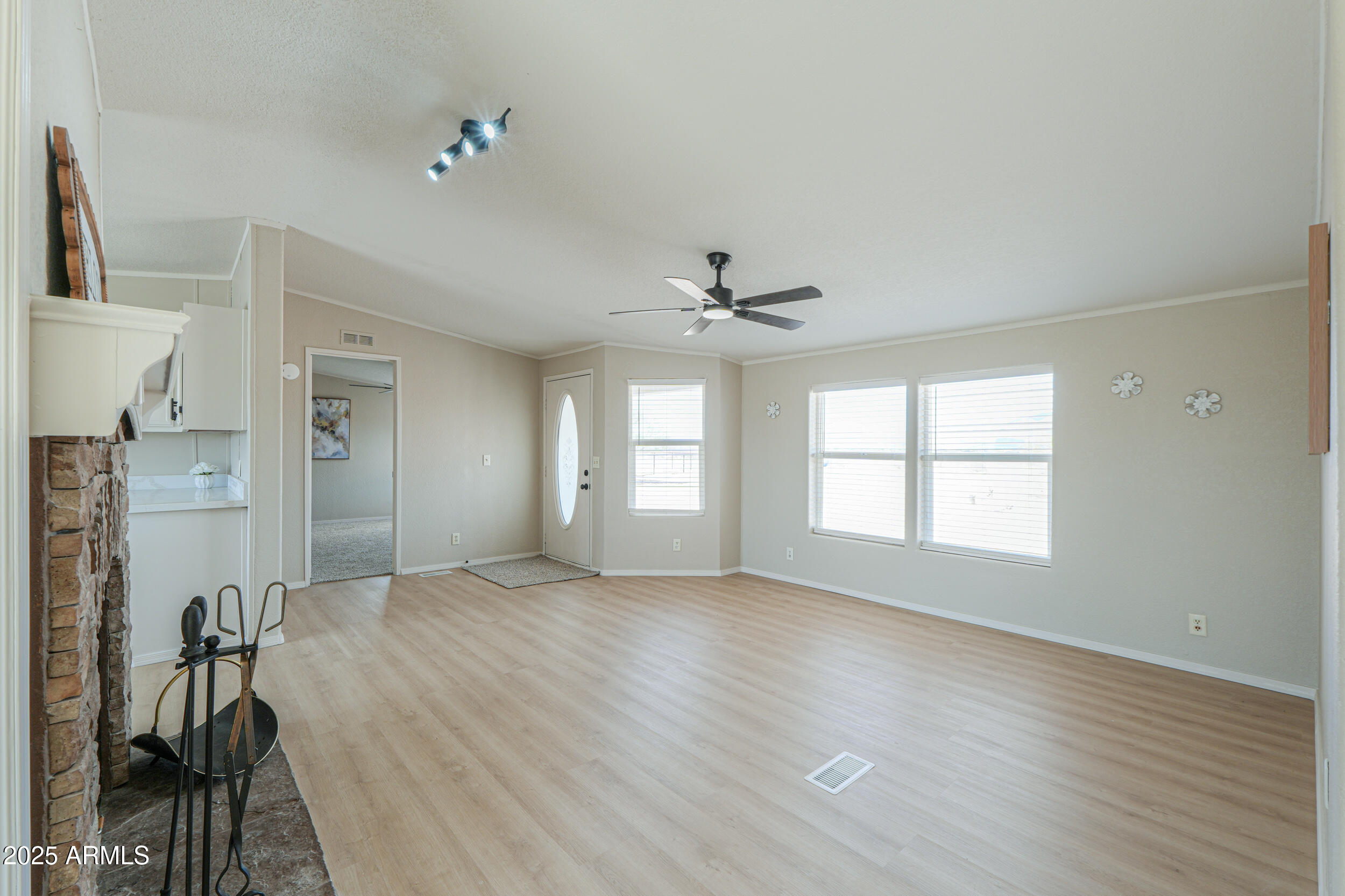 54357 West Bowlin Road Maricopa, AZ 85139 - Photo 8 of 46 07