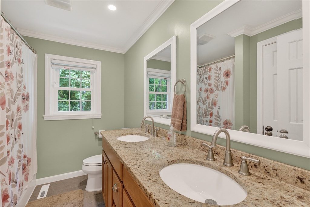 25 Margate Road North Andover, MA 01845 - Photo 19 of 42 Gallery Image 19