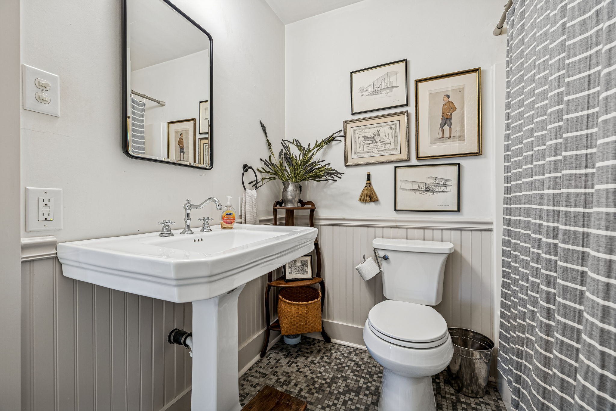 6320 Arno Road Franklin, TN 37064 - Photo 26 of 49 a bathroom with a toilet a sink and mirror