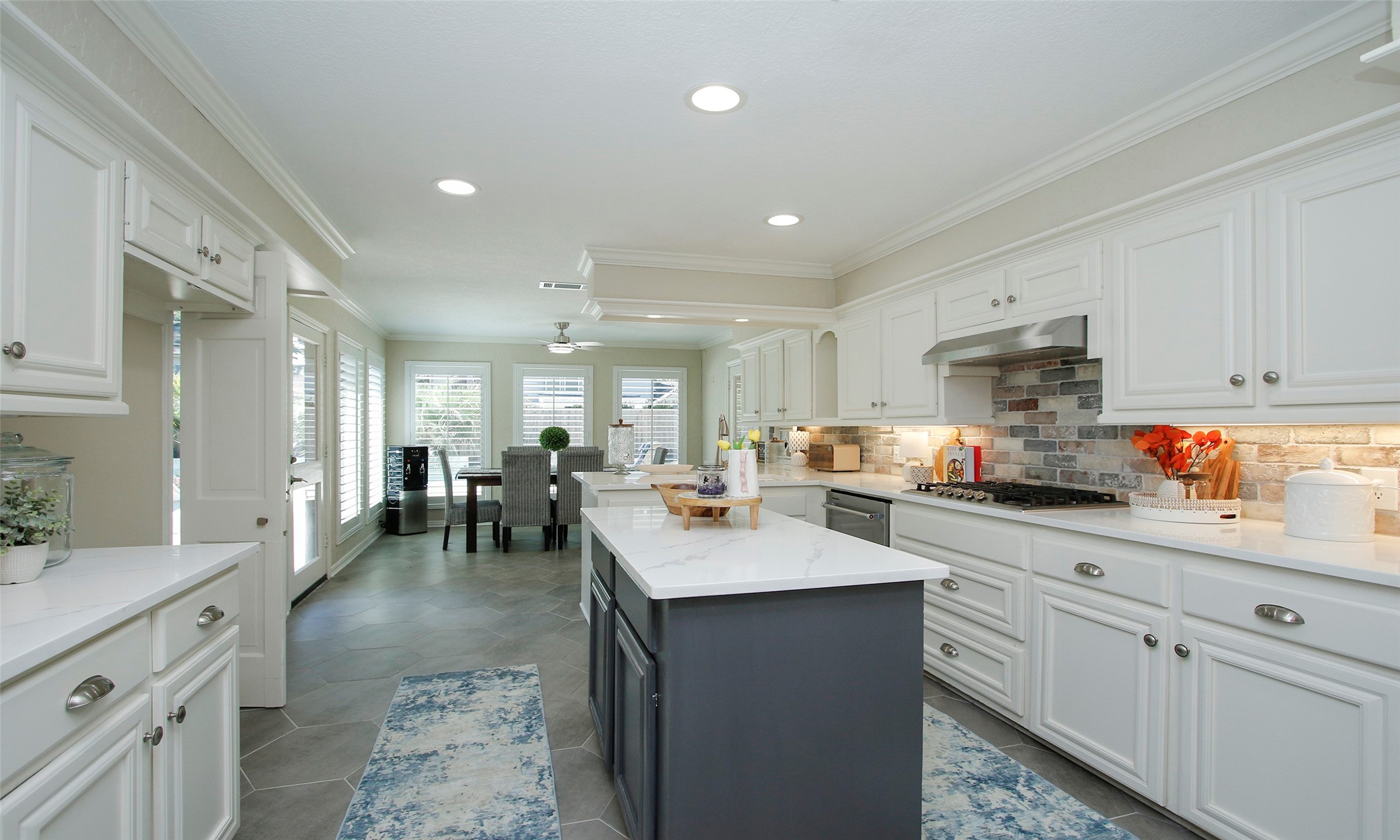 16123 Rudgewick Lane Spring, TX 77379 - Photo 15 of 46 Gallery Image 15