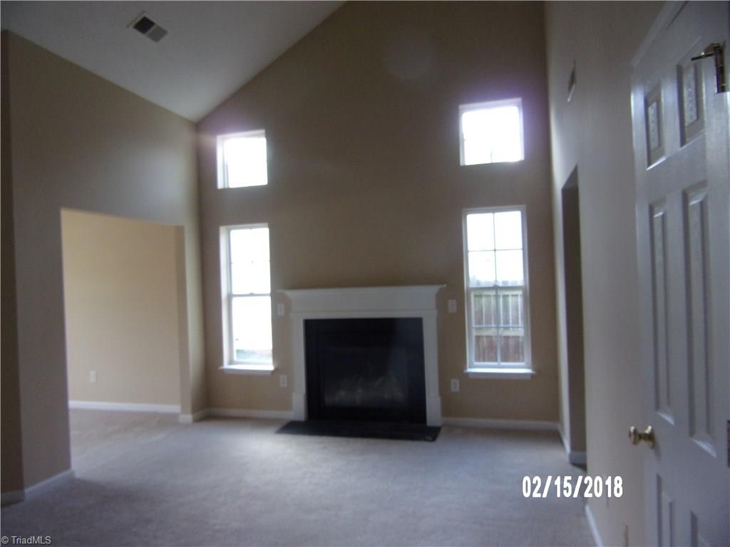 318 Apple Ridge Road Greensboro, NC 27406 - Photo 4 of 17 Gallery Image 4