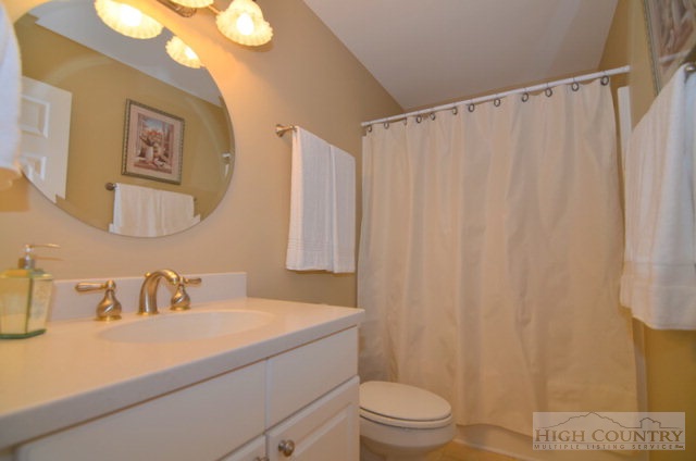 190 Regency Lane Boone, NC 28607 - Photo 4 of 26 Gallery Image 4