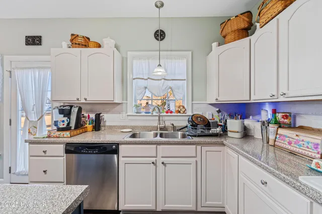 $349,000 | 501 Sunset Strip, Jacksonville, NC 28540