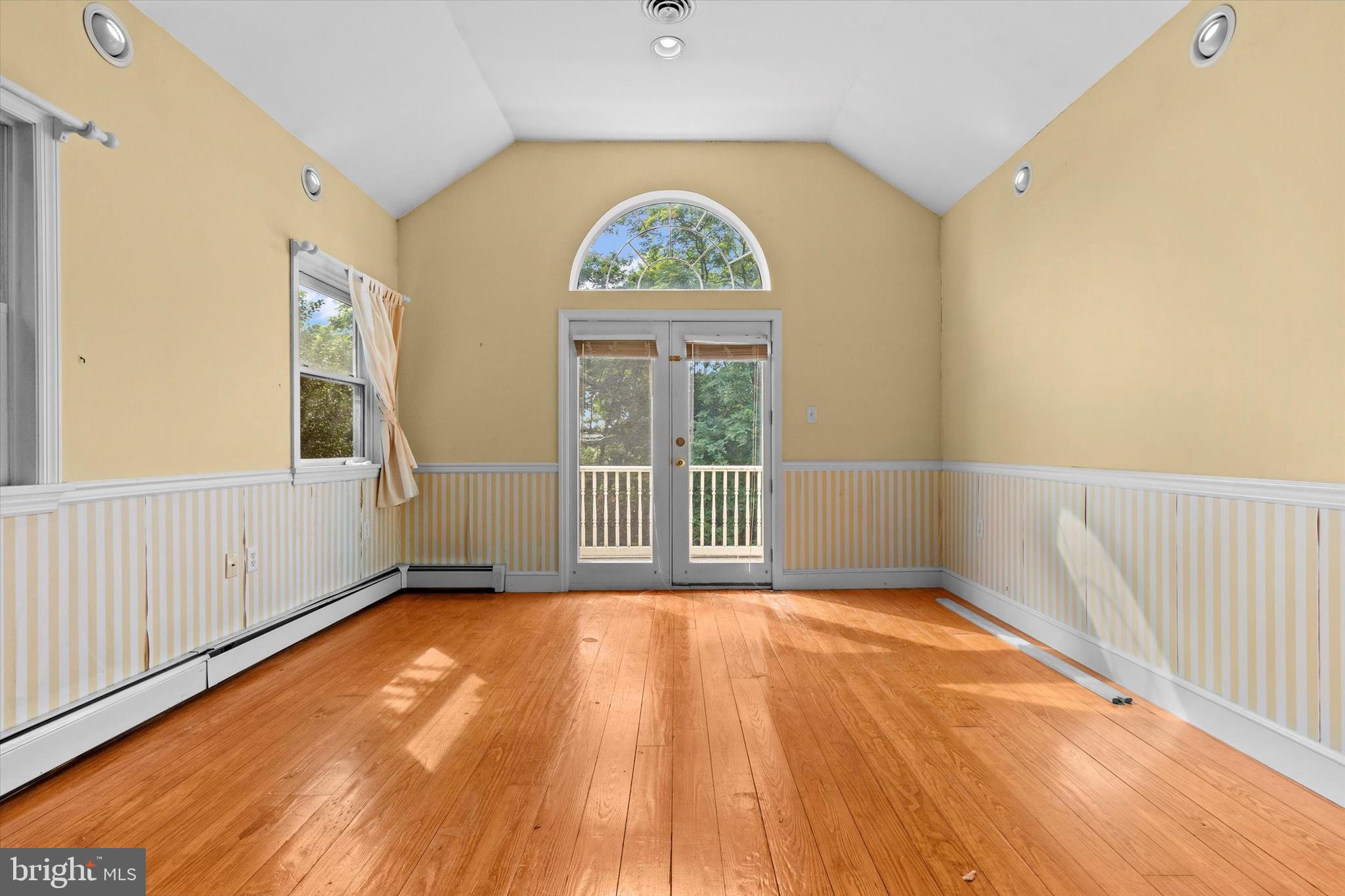 1527 Walnut Bottom Road Newville, PA 17241 - Photo 33 of 52 2nd floor - bedroom with BALCONY