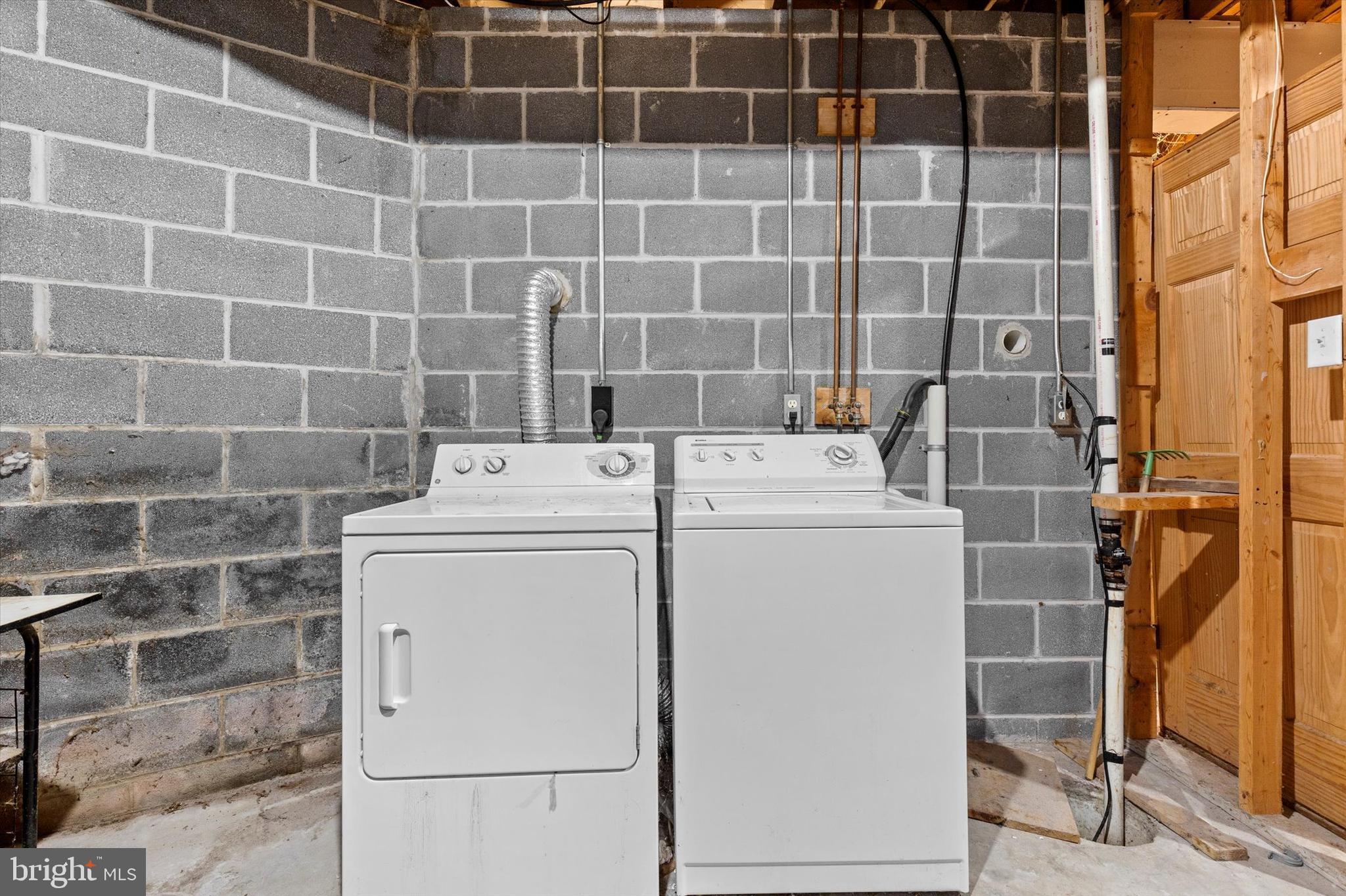 1527 Walnut Bottom Road Newville, PA 17241 - Photo 35 of 52 washer/dryer convey with property