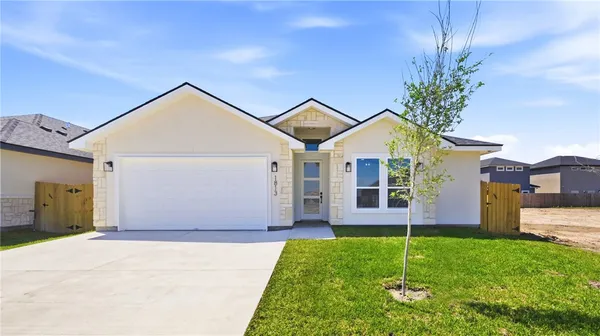 $409,900 | 1813 Clapper Rail Drive, Portland, TX 78374