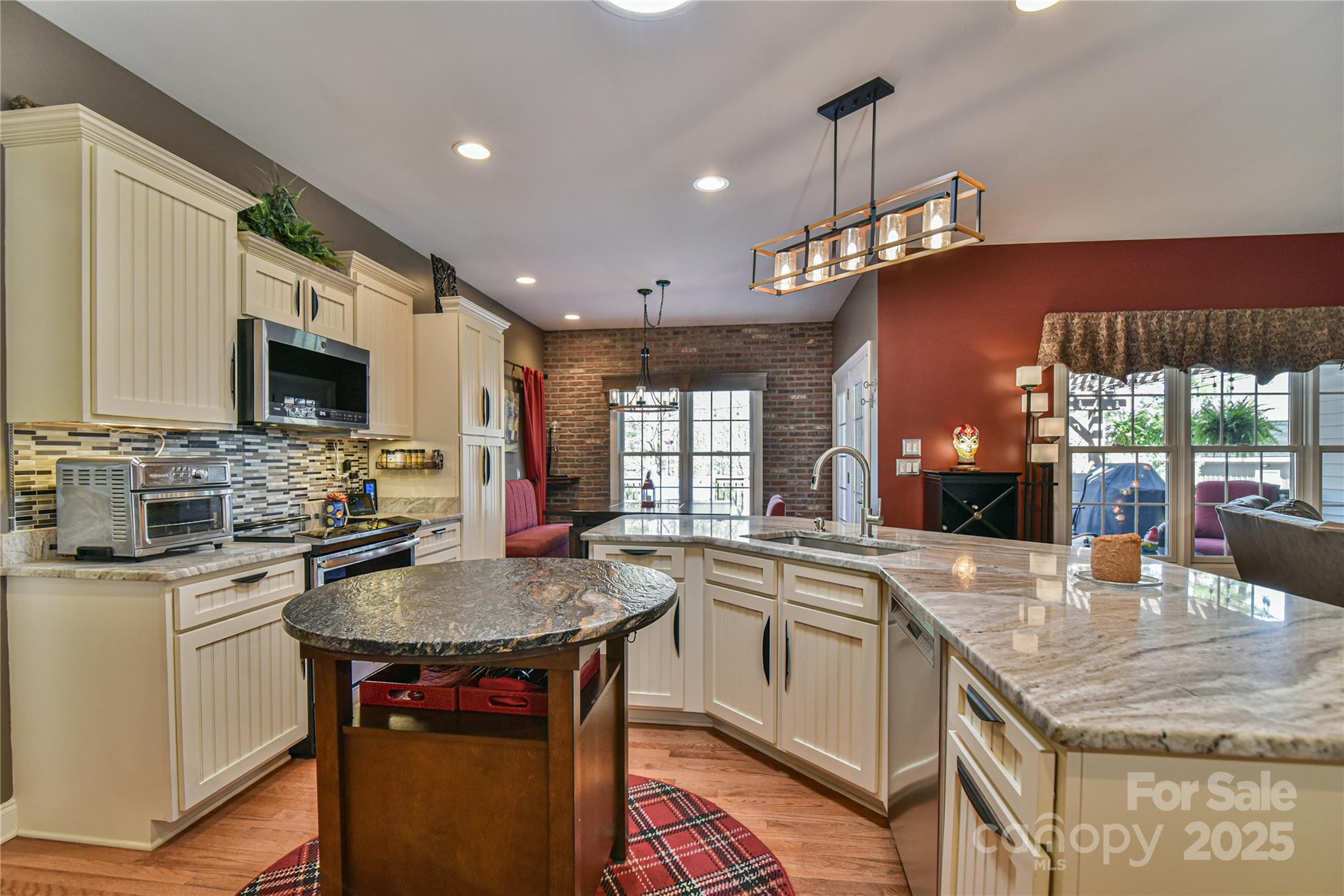 79 Pattys Chapel Road Fletcher, NC 28732 - Photo 10 of 48 Gallery Image 10