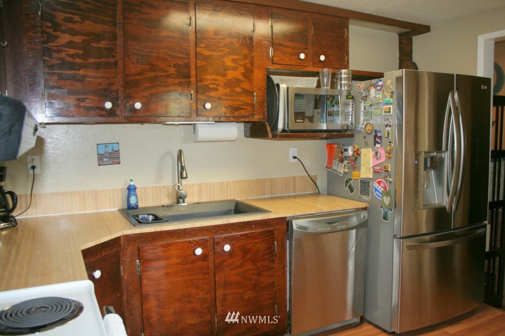 4707 224th Street Southeast Bothell, WA 98021 - Photo 4 of 14