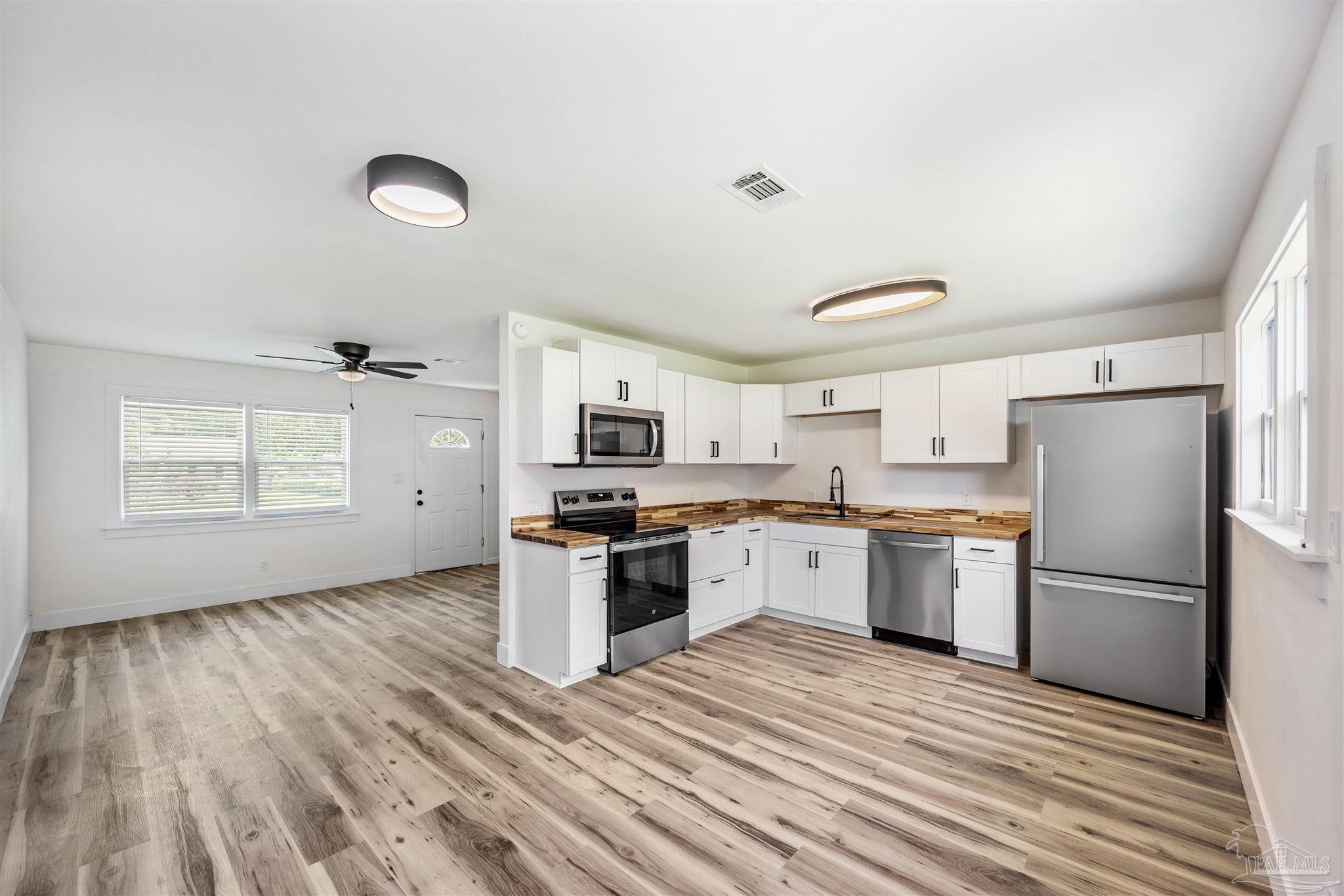 7328 Sachem Road Pensacola, FL 32506 - Photo 11 of 36 Gallery Image 11