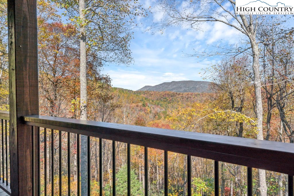 322 South Creek Drive Boone, NC 28607 - Photo 19 of 50 a view of balcony with wooden floor and fence
