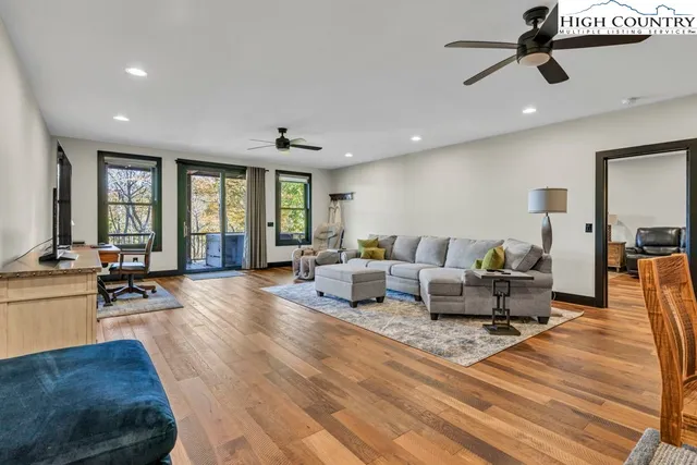 $2,095,000 | 322 South Creek Drive, Boone, NC 28607