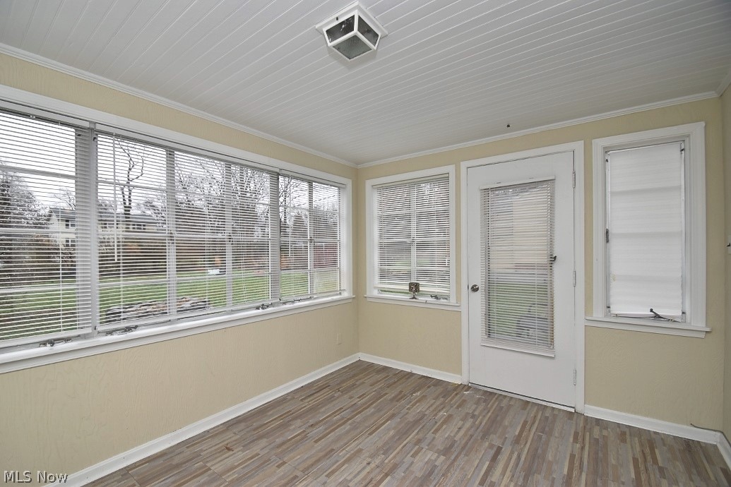 1423 Westover Road Cleveland, OH 44118 - Photo 19 of 32