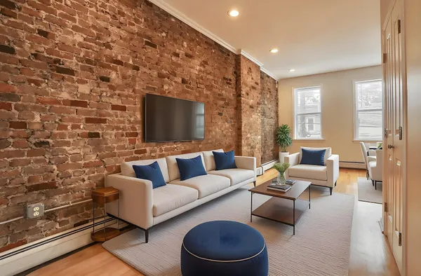 $2,250 | 273 Webster Avenue, Unit 4, Jersey City, NJ 07307
