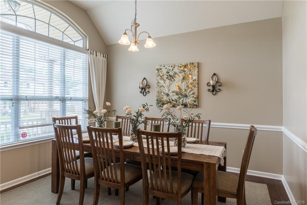 4219 Hubbard Road Charlotte, NC 28269 - Photo 2 of 19 Gallery Image 2