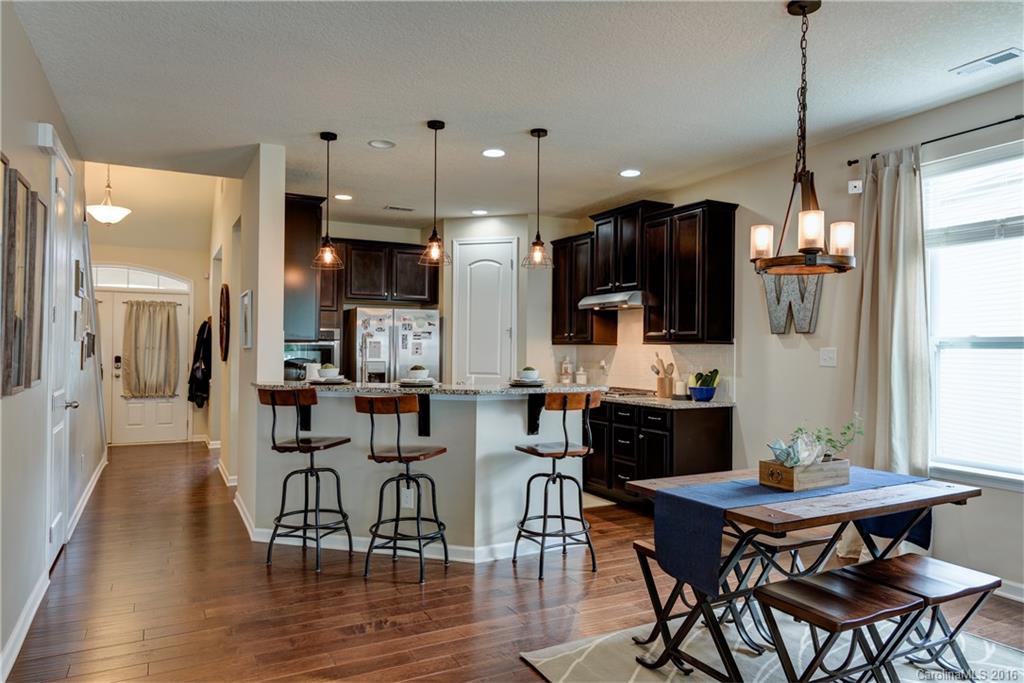 4219 Hubbard Road Charlotte, NC 28269 - Photo 4 of 19 Gallery Image 4