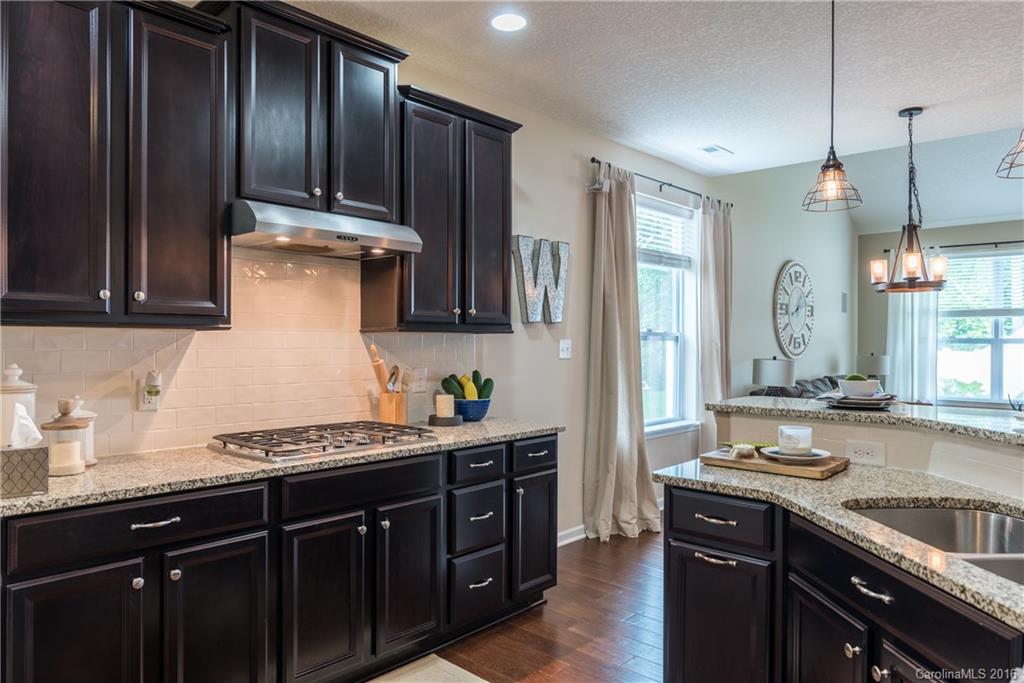 4219 Hubbard Road Charlotte, NC 28269 - Photo 7 of 19 Gallery Image 7