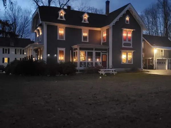 $485,000 | 37 Park Street, Newport, NH 03773