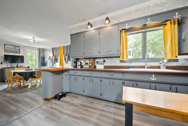 $485,000 | 37 Park Street, Newport, NH 03773