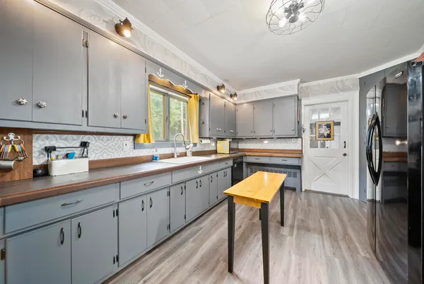 $485,000 | 37 Park Street, Newport, NH 03773