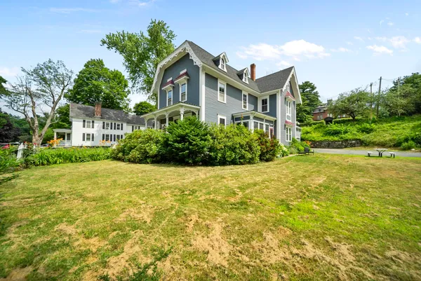 $485,000 | 37 Park Street, Newport, NH 03773