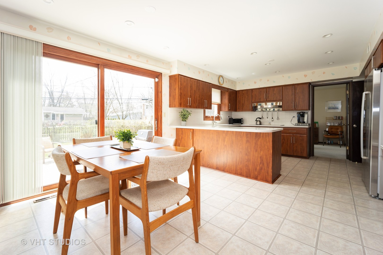 2815 Covert Road Glenview, IL 60025 - Photo 4 of 22