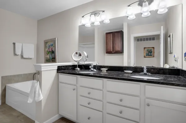 $519,900 | 6277 Northridge Woods Drive, Brighton, MI 48116