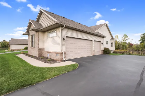 $519,900 | 6277 Northridge Woods Drive, Brighton, MI 48116