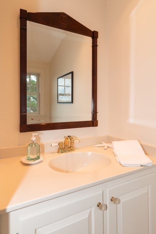 28 Pequot Road Marblehead, MA 01945 - Photo 15 of 42