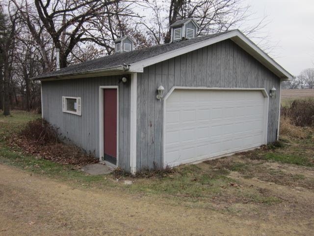 8141 Us Rte 20 West Lena, IL 61048 - Photo 6 of 22