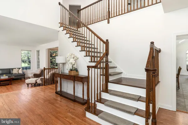 $1,695,000 | 4 North Longfellow Drive, Princeton Junction, NJ 08550