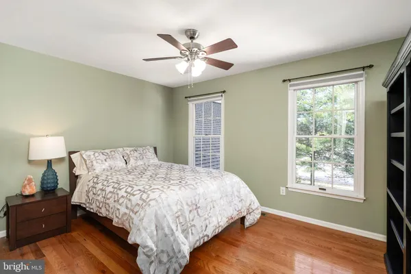 $1,695,000 | 4 North Longfellow Drive, Princeton Junction, NJ 08550