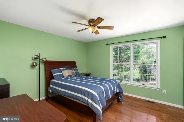 $1,695,000 | 4 North Longfellow Drive, Princeton Junction, NJ 08550