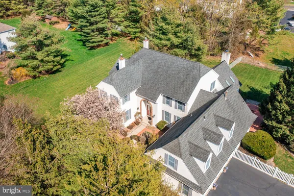 $1,695,000 | 4 North Longfellow Drive, Princeton Junction, NJ 08550