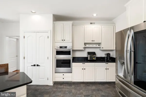 $1,695,000 | 4 North Longfellow Drive, Princeton Junction, NJ 08550