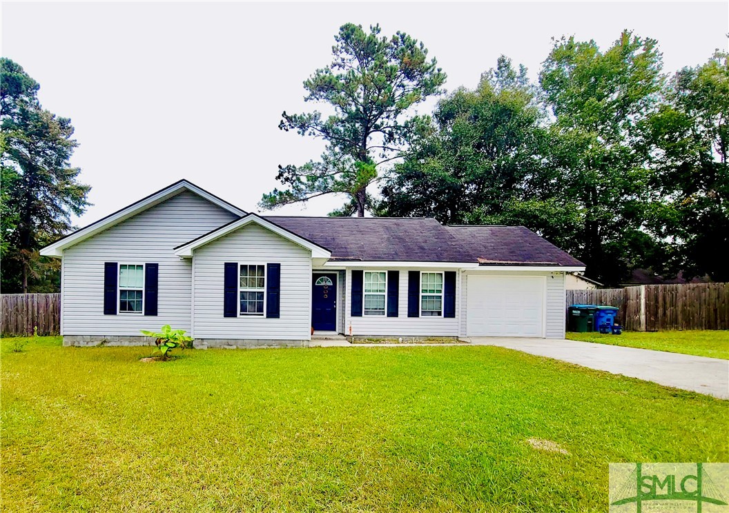 24 Mickey Court Rincon, GA 31326 - Photo 1 of 15 Front yard