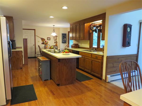 37 Mitchell Road Holliston, MA 01746 - Photo 16 of 28 Gallery Image 16