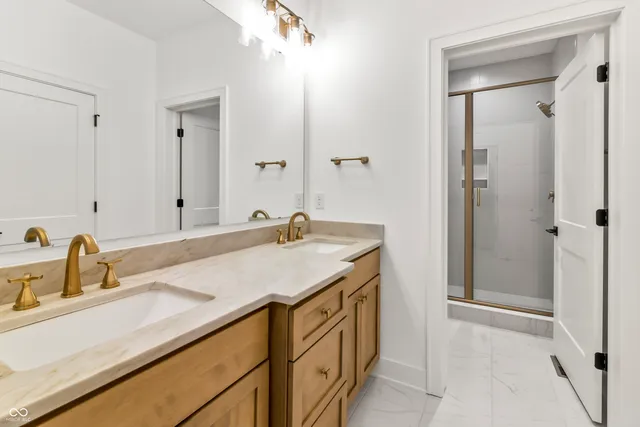 $600,000 | 15407 Mystic Rock Drive, Carmel, IN 46033