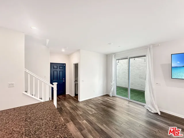 $3,595 | 27607 Sawtooth Lane, Canyon Country, CA 91387