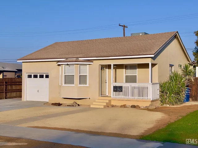 $299,900 | Undisclosed Address, Bakersfield, CA 93308