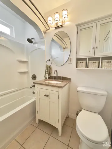 $299,900 | Undisclosed Address, Bakersfield, CA 93308