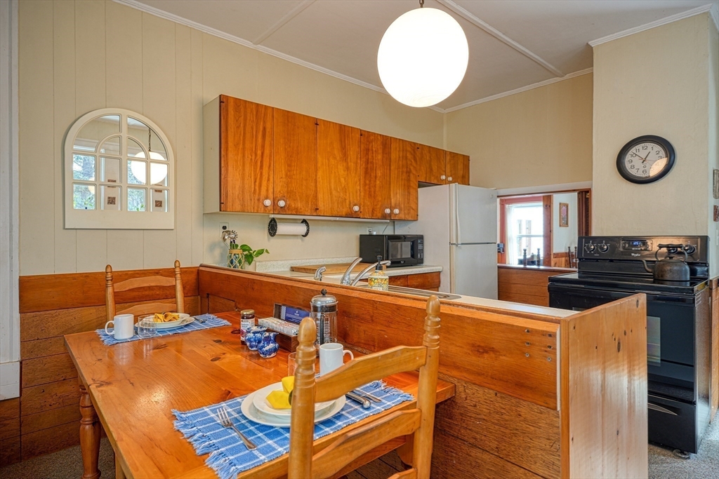 623 Concord Road Sudbury, MA 01776 - Photo 12 of 32