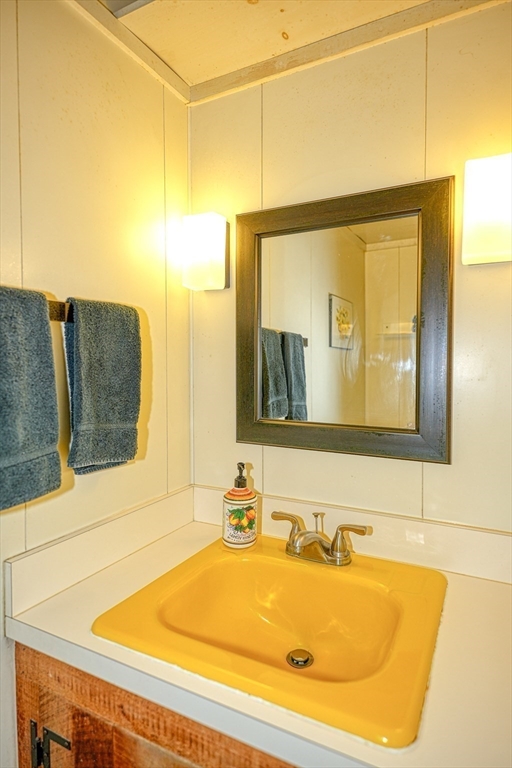 623 Concord Road Sudbury, MA 01776 - Photo 17 of 32