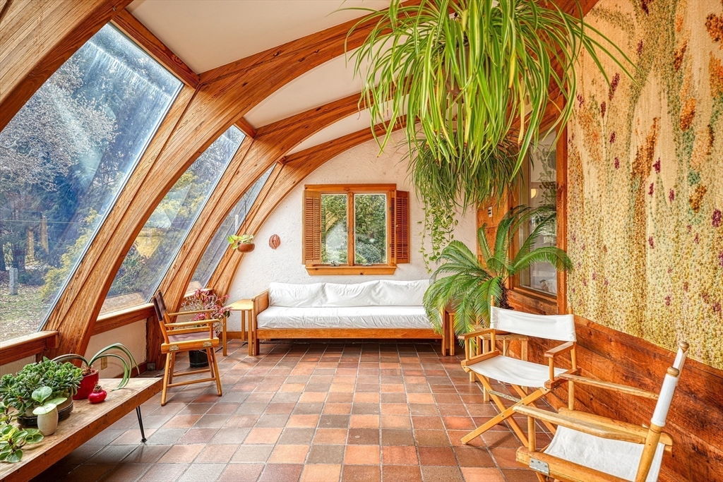 623 Concord Road Sudbury, MA 01776 - Photo 3 of 32